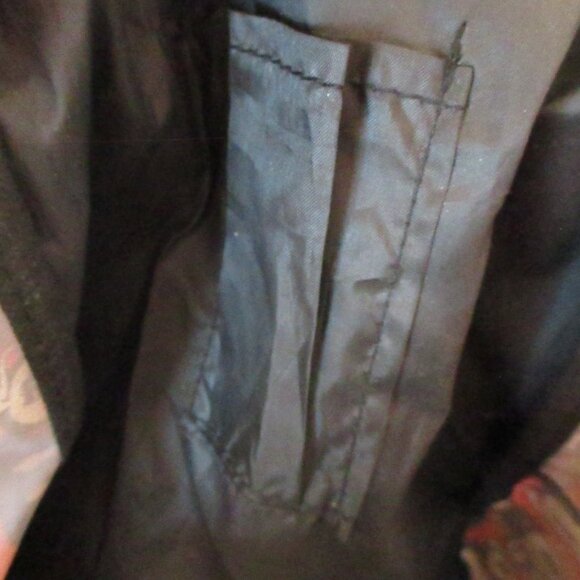 Walt Disney World Parks Backpack Mickey Mouse, Black, Adjustable Straps - Picture 10 of 16